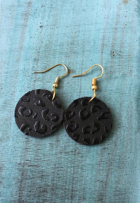 Resa & Design Co. Double Layer Earrings